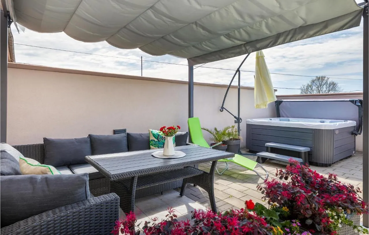Amazing Home In Marcana With Jacuzzi 0*,  Croatia