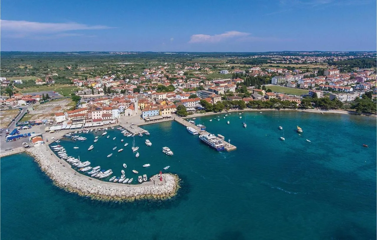 Amazing Home In Marcana With Jacuzzi Croatia