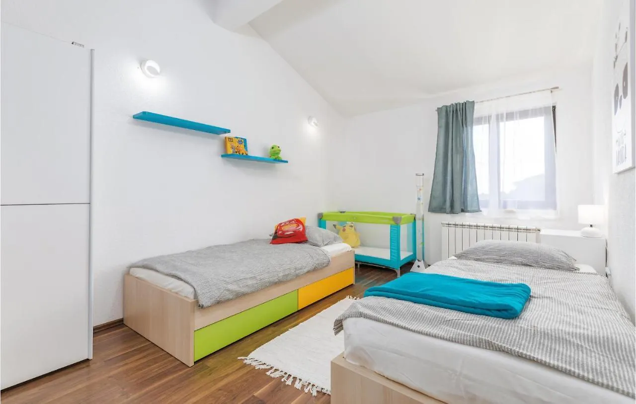 Amazing Home In Marcana With Jacuzzi Holiday home