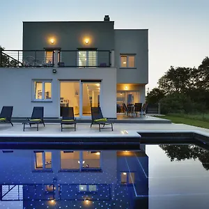  Ferienhaus Dvori